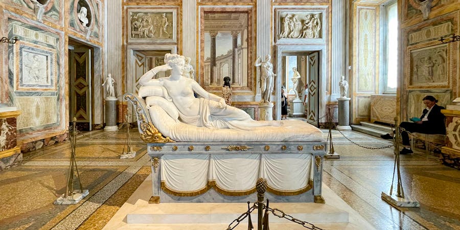 Rome in August - Borghese Gallery